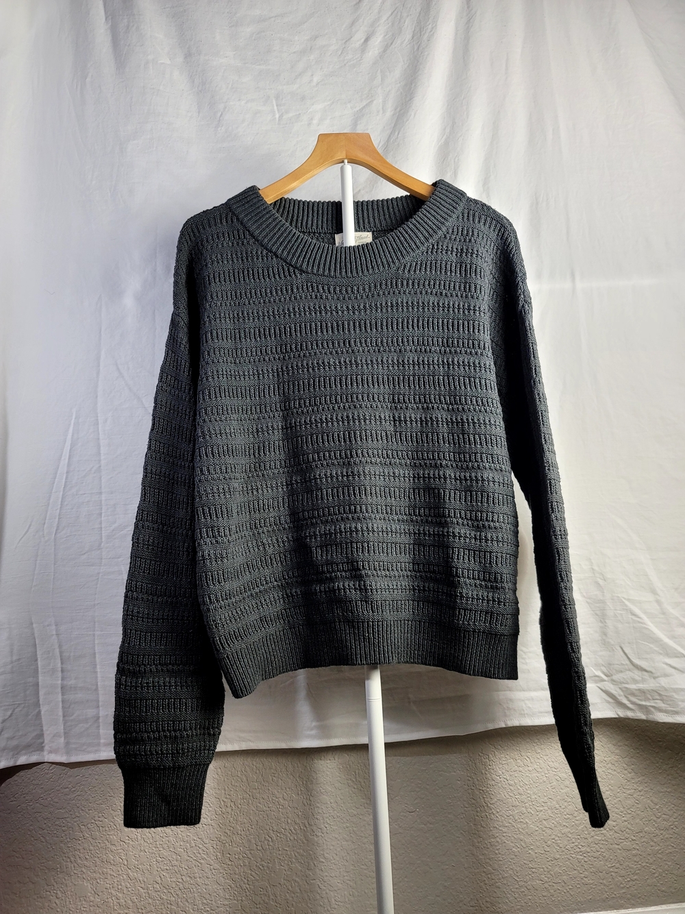 Women's Crewneck Textured Knit Sweater - Charcoal